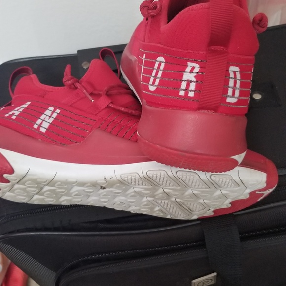 Too big . - Picture 2 of 4